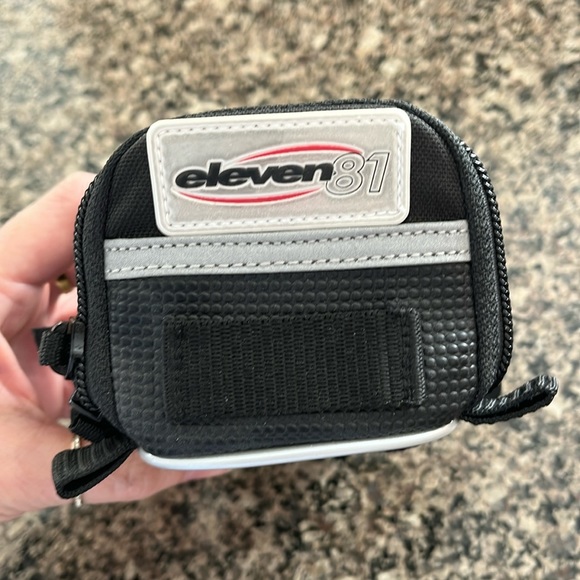 ELEVEN81 Bicycle bag with patch Kit!!  NWOT - Picture 1 of 9
